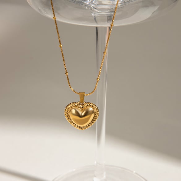 1 Stück Romantische Serie Elegante Liebes-/Herzform Edelstahl 18 Karat vergoldet Frauen Anhänger Halsketten