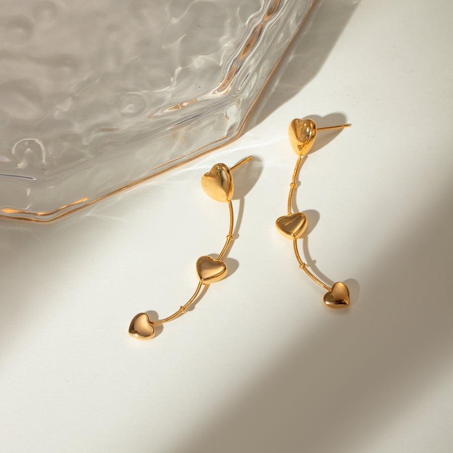 1 Paar Simple Series Simple Heart Edelstahl Goldfarben Damen Ohrringe Set Bild3