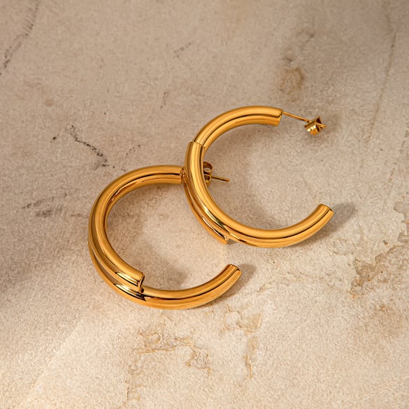 1 Pair Simple Series Simple Letter Titanium Steel 18K Gold Plated Women Hoop Earrings 2