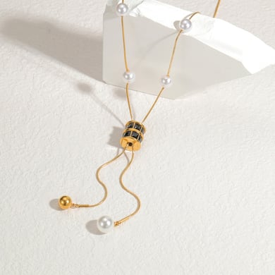 Collier avec pendentif géométrique simple et décontracté en acier inoxydable plaqué or 18 carats et perles artificielles pour femme h5 Image3