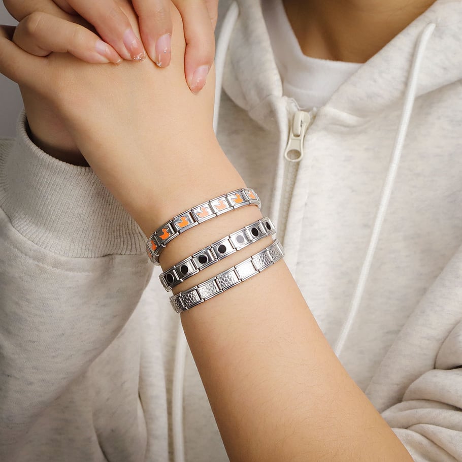 1 Piece Simple Series Casual Round Elasticated Quadrate Stainless Steel Silver Color Unisex Chain Bracelets Picture5