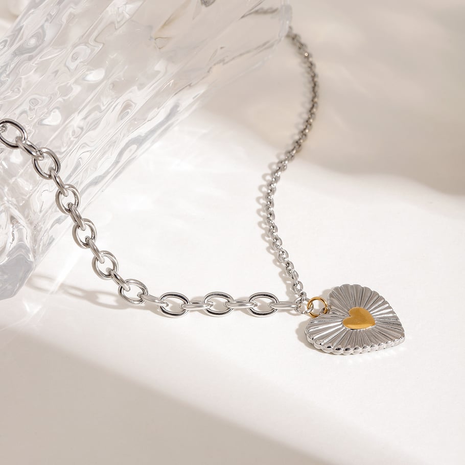 1 Piece Romantic Series Daily Thread Heart Stainless Steel Gold Color Women's Pendant Necklaces Picture6