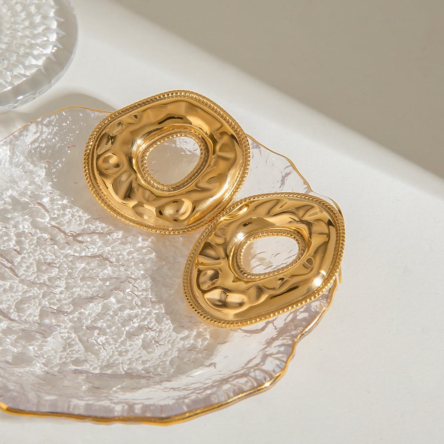 1 Pair Classic Series Elegant Annular Stainless Steel 18K Gold Plated Women Stud Earrings Picture3