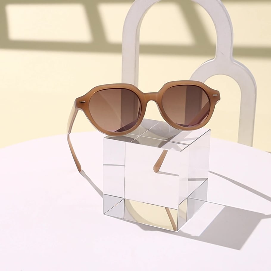 1 Pair of Retro and Casual Round - frame Women's Sunglasses Picture11