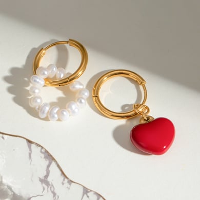 1 Paar Ohrringe aus Edelstahl mit 18 Karat vergoldeter Kunstperle für Damen, Motiv: „Romantic Series Sweet Heart“ h5 Bild4