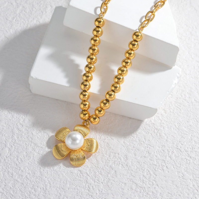 Collier avec pendentif en acier inoxydable plaqué or 18 carats pour femme, série simple, motif animal mignon Image4