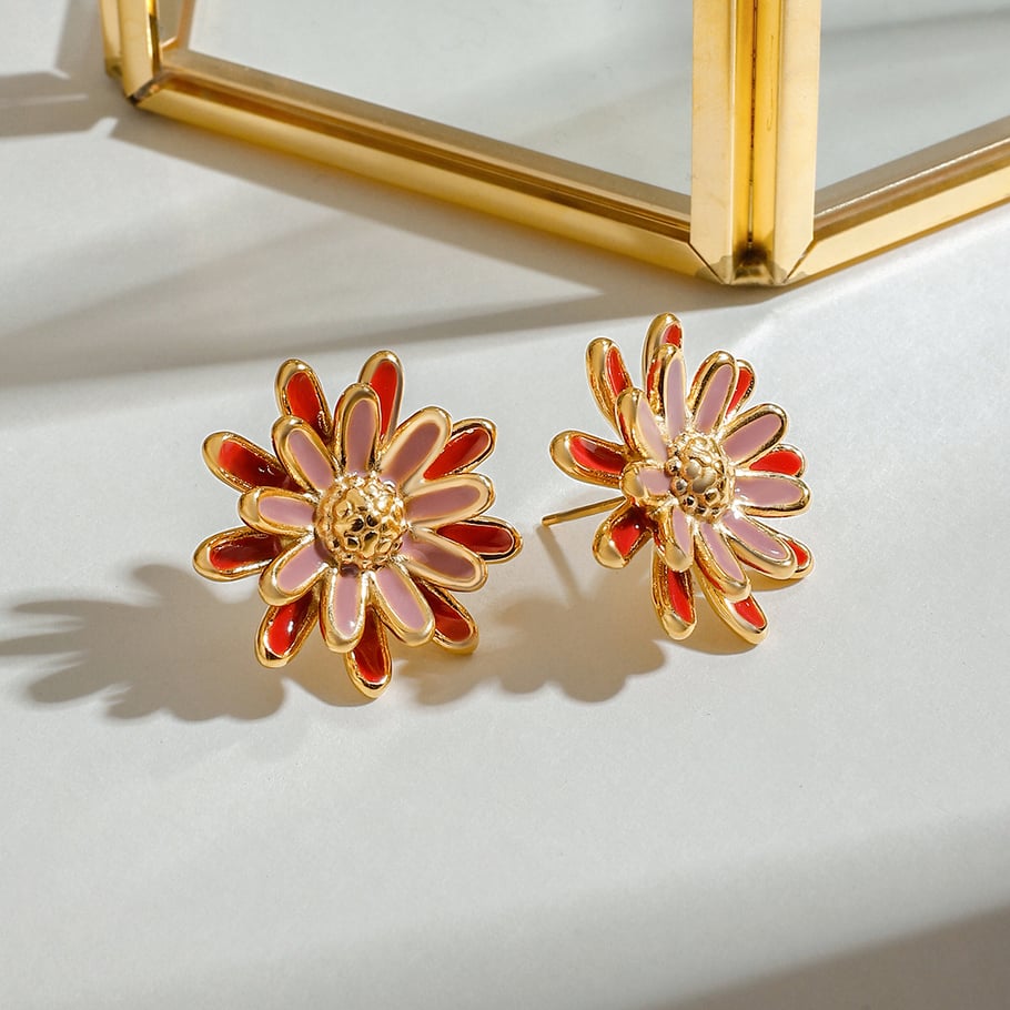 1 par de lujosos pendientes de botón de acero inoxidable dorados con diseño de margaritas para mujer. Imagen5