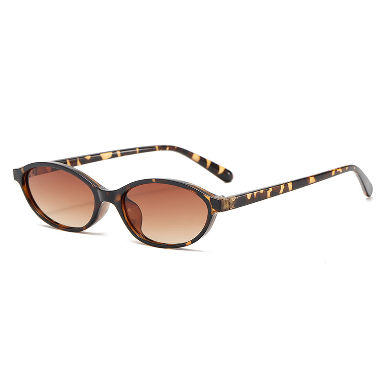 1 Pair of Stylish Oval Cat - eye Versatile Women's Sunglasses Picture9