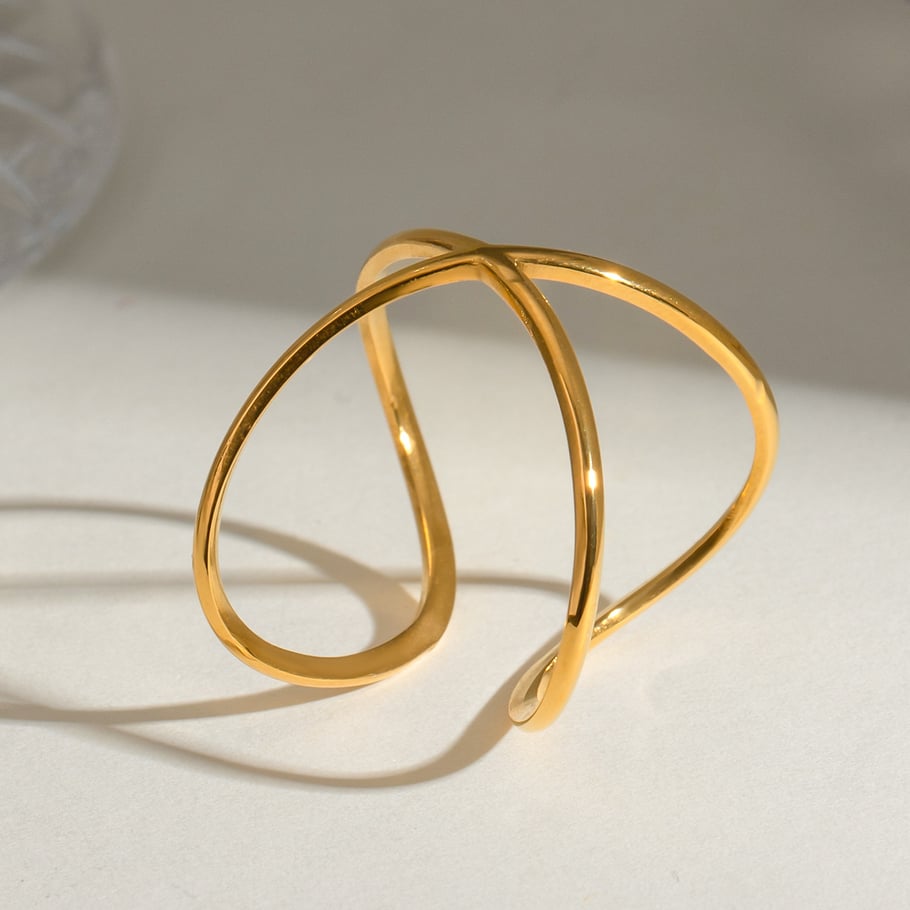 1 Paar Simple Series Tägliche geometrische Edelstahl 18 Karat vergoldete verstellbare Damenringe Bild3