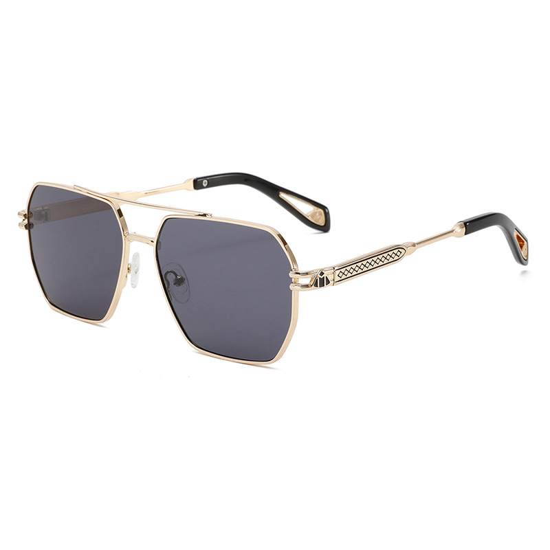 1 Pair of Retro Square - frame Metal Women's Sunglasses Picture8