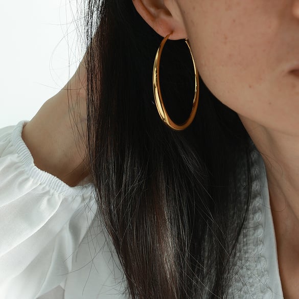 1 Pair Simple Series Classic Solid Color Titanium Steel 18K Gold Plated Women Hoop Earrings
