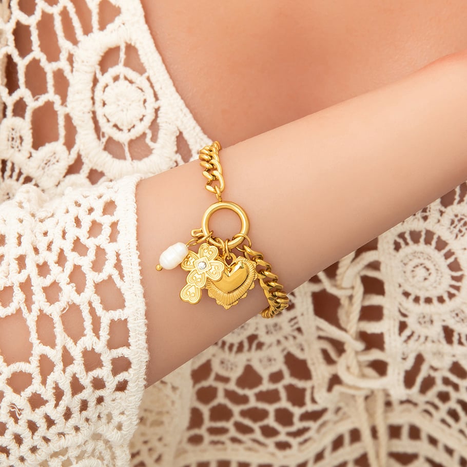 1 Stück Classic Series Daily Heart Edelstahl 18 Karat vergoldet Strass Damen Charm Armbänder Bild12
