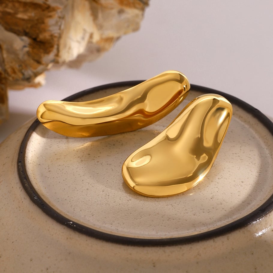 1 Paar Simple Series Einfache, einfarbige Ohrstecker aus Edelstahl mit 18 Karat Goldbeschichtung für Damen Bild3