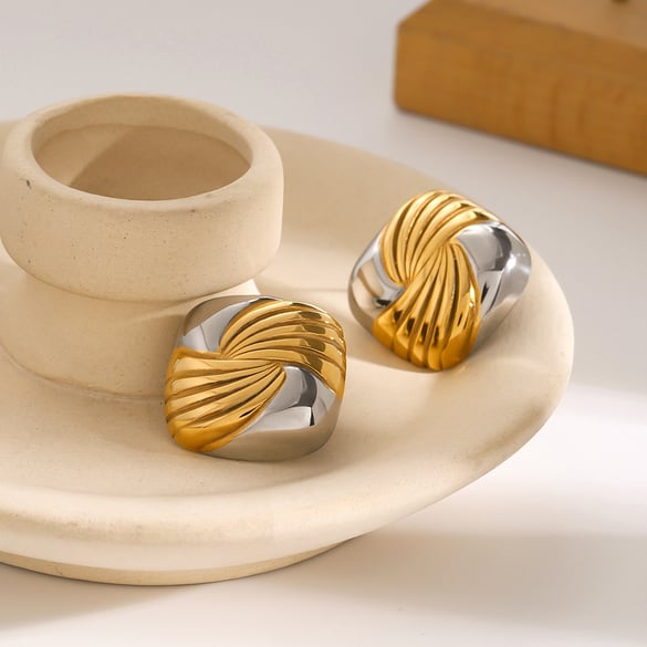 Orecchini a filo quadrato abbinati in acciaio inossidabile oro 18k, oro e argento, leggeri, di lusso, unici, di alta qualità, in acciaio al titanio, bicolore