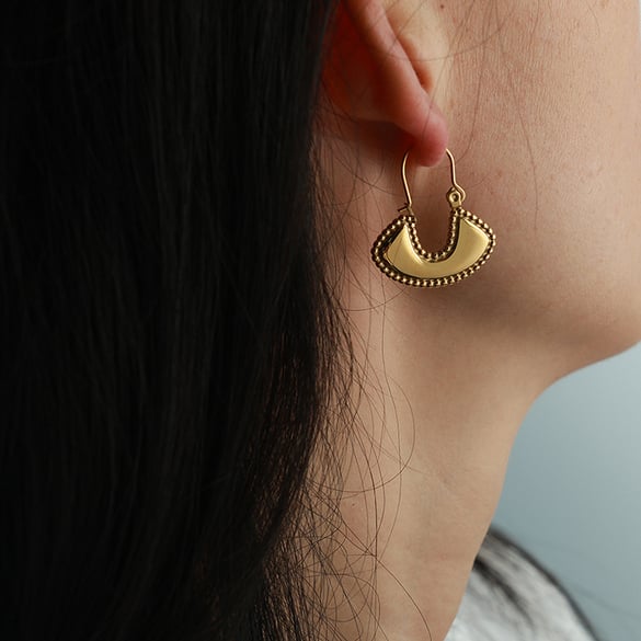 1 par de pendientes colgantes de acero inoxidable chapados en oro de 18 quilates con diseño geométrico retro de serie simple para mujer 2