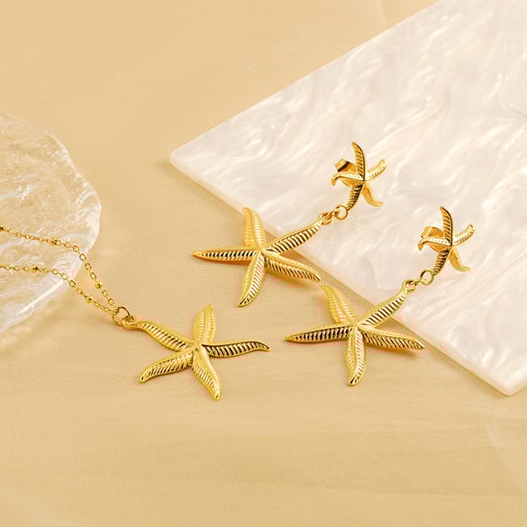 1 Pair Simple Series Classic Turtle Stainless Steel 18K Gold Plated Women Earrings Set