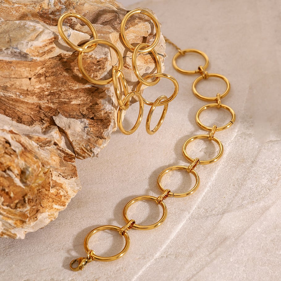1 Pair Simple Fashionable Style Annular Stainless Steel 18K Gold Plated Women's Earrings set Picture4