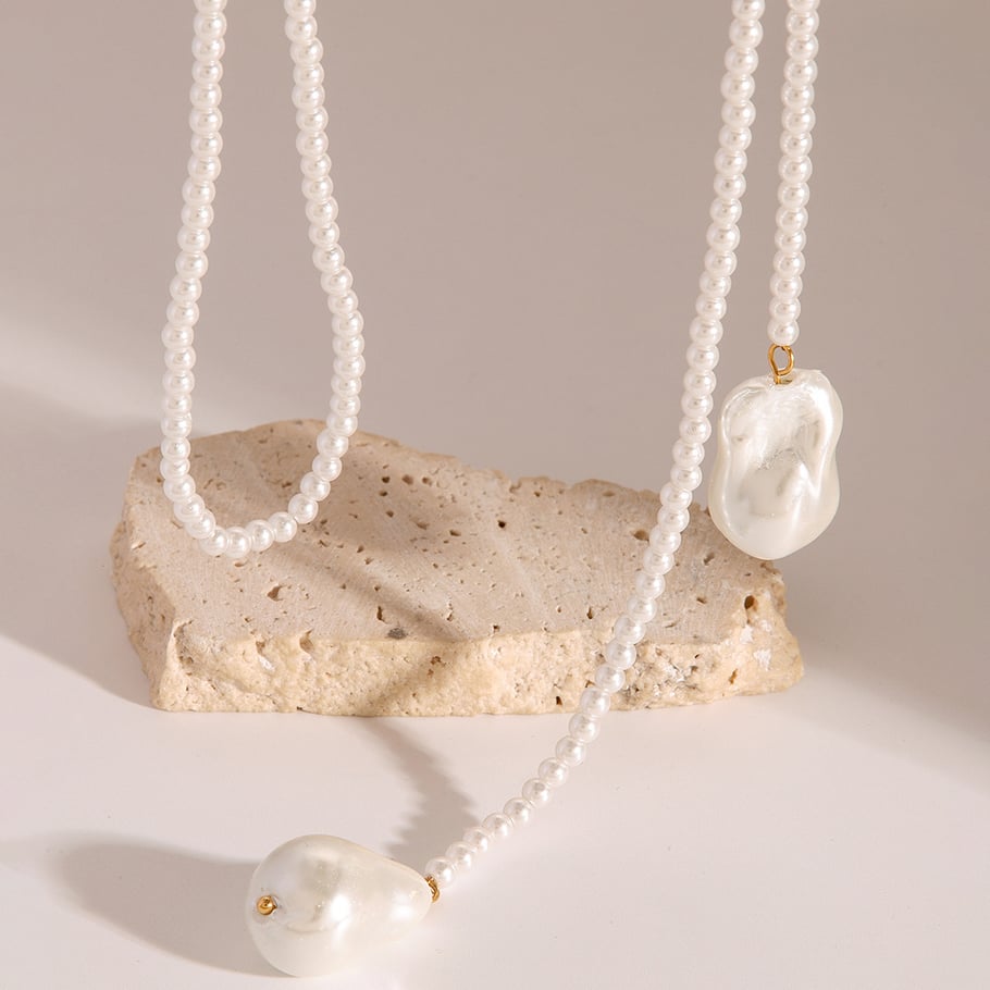 1 Stück Klassische Serie Elegante Perlen Edelstahl 18K vergoldet Damen Layered Halsketten Bild3