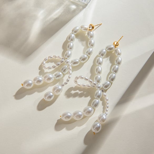 1 paio di orecchini pendenti da donna in acciaio inossidabile placcato oro 18 carati, serie elegante e lussuosa