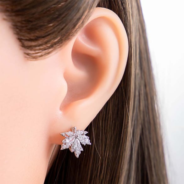 1 paar eenvoudige serie eenvoudige plant koper geen plating materiaal zirkoon dames creolen