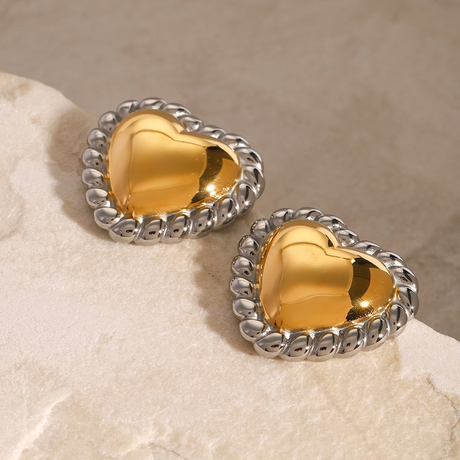 1 Pair Simple Series Elegant Heart Stainless Steel 18K Gold Plated Women Stud Earrings Picture4