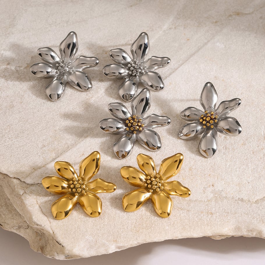 1 Paar Simple Series Retro Flower Edelstahl 18 Karat vergoldete Damen-Ohrstecker Bild5