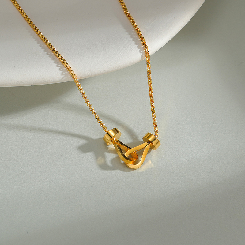 1 pezzo semplice serie casual geometrica in acciaio inossidabile placcato oro 18K collane con ciondolo da donna Immagine2
