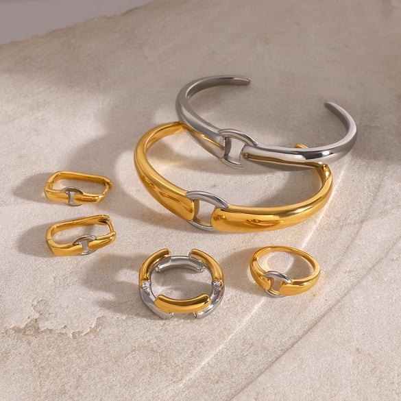 1 paio di orecchini a cerchio da donna in acciaio inossidabile anulare di alta qualità, serie semplice, placcati in oro 2