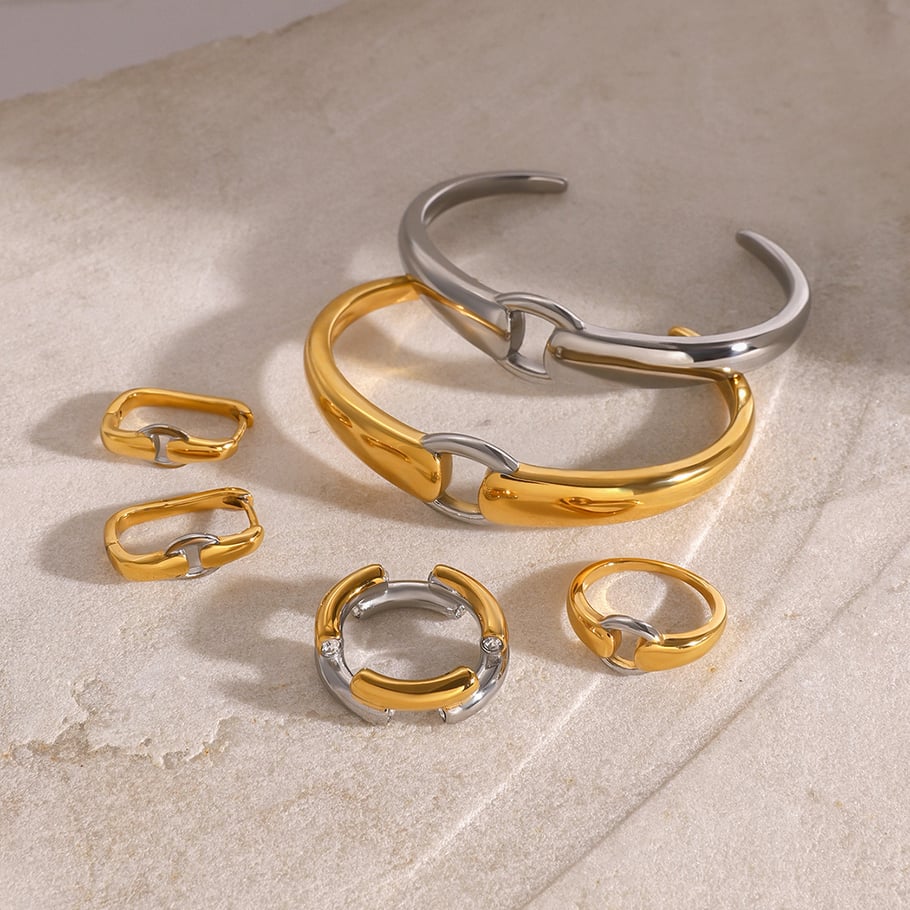1 Pair Fashionable Series High-end Annular Stainless Steel Gold and Silver Color Women's Hoop Earrings Picture3
