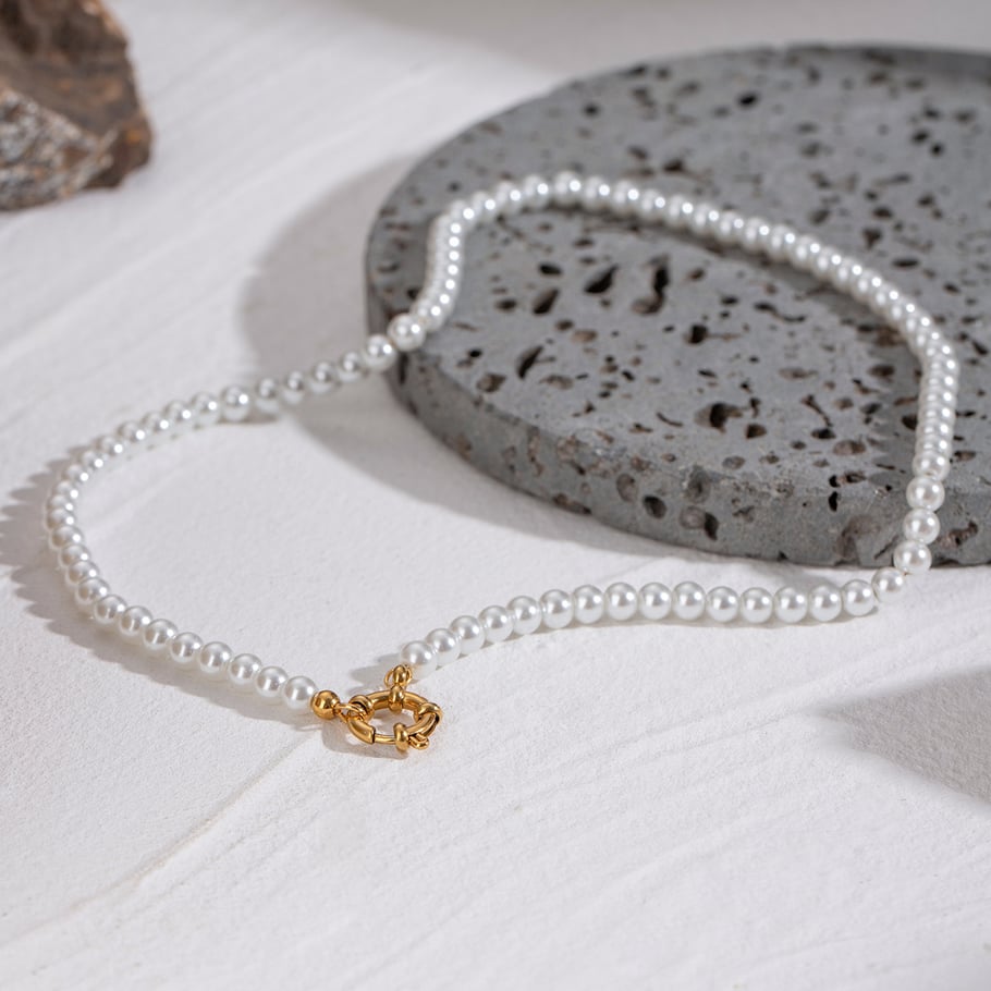 1 Stück Klassische Serie Elegante Perlen Edelstahl 18K vergoldet Frauen Perlen Halsketten Bild3