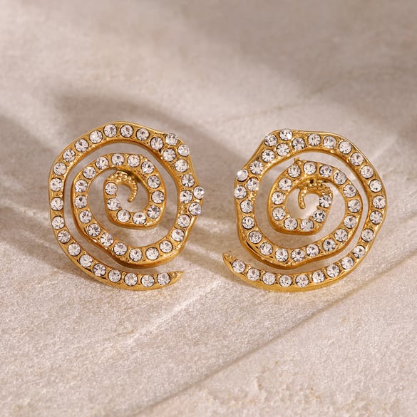 1 Pair Luxurious Series Simple Turtle Stainless Steel 18K Gold Plated Rhinestone Women Stud Earrings
