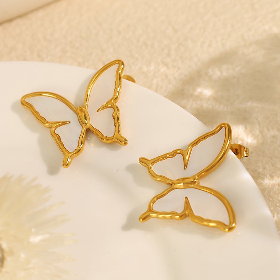 1 Pair Romantic Series Natural Butterfly Titanium Steel 18K Gold Color Plated Shell Women's Stud Earrings Picture3