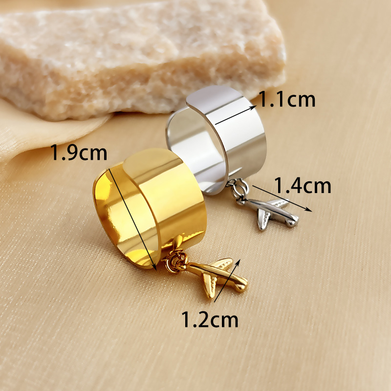1 Stück Simple Series Lässige geometrische Edelstahl Goldfarbene verstellbare Damenringe Bild5