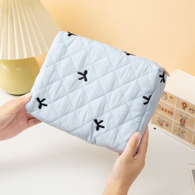 1 Piece Classic Travel Bowknot Portable Large Capacity Beauty Case With Random Printing Design Women's Quilted Cosmetic Bags h5 Picture7
