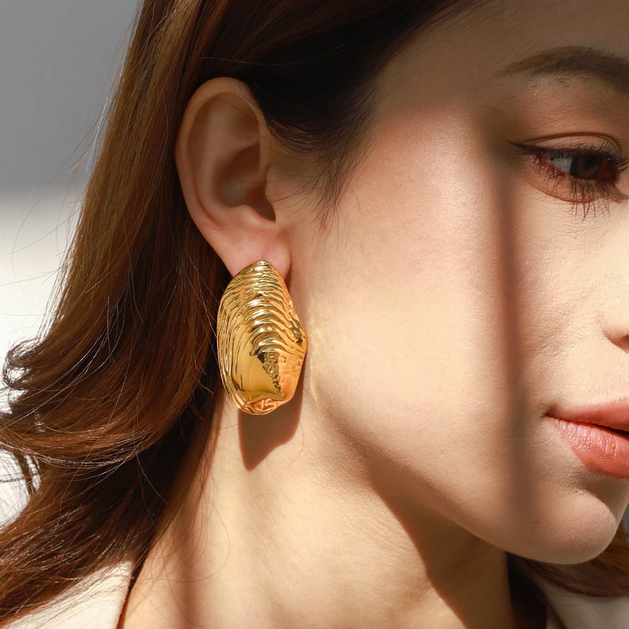 1 par de pendientes de botón de acero inoxidable dorado con diseño de tortuga natural de la serie clásica para mujer Imagen8