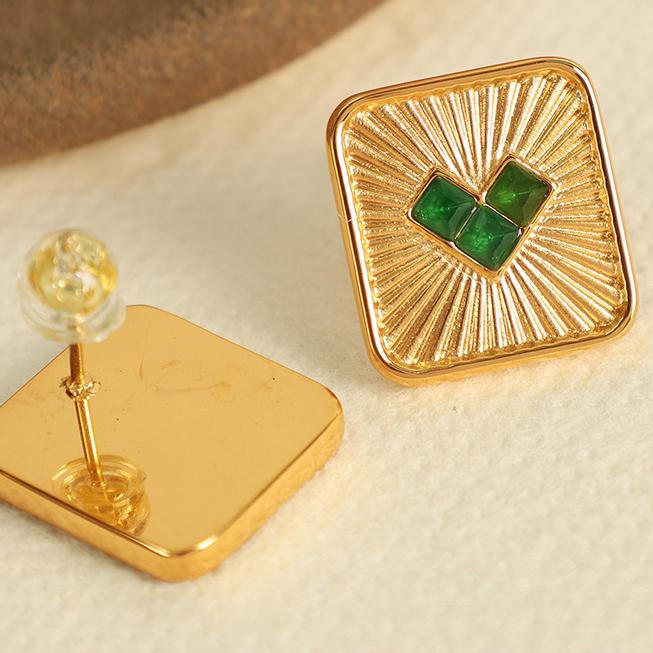 1 Piece Luxurious Series Retro Heart Titanium Steel   Gold Color  Women's Pendant Necklaces Picture7