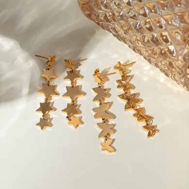 Europäischer und amerikanischer grenzüberschreitender INS-Stil, schlichter 18 Karat Gold-Edelstahl, glatte ganze Schnur, kleine Schmetterlingsquasten-Ohrringe, Ohrschmuck für Frauen h5 Bild5