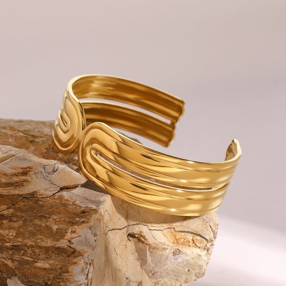 1 pezzo semplice serie retrò tinta unita acciaio inossidabile placcato oro 18 carati braccialetti da donna