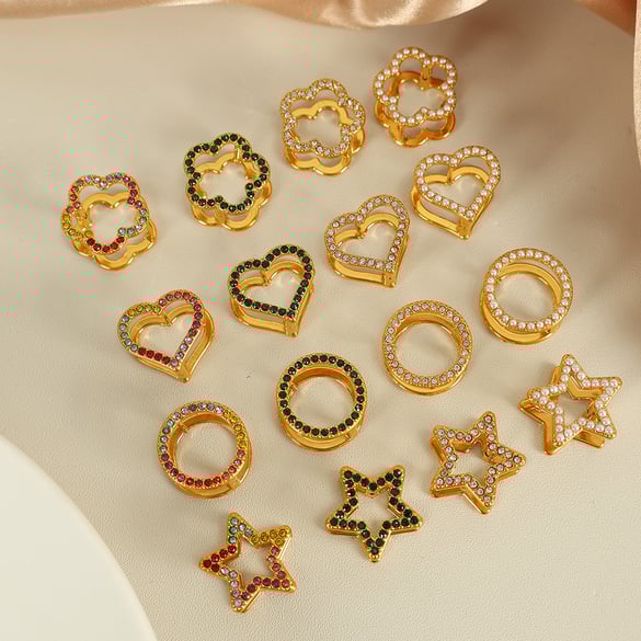 1 paar Simple Series Sweet Flower roestvrij staal 18K vergulde strass dames clip-on oorbellen 2