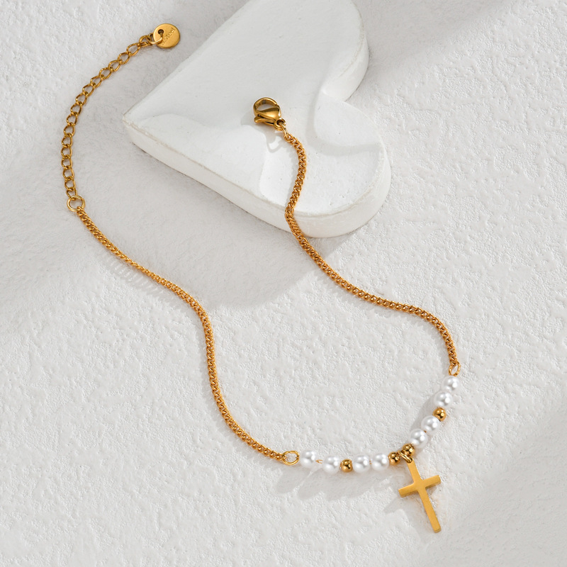 1 par de tobilleras clásicas de acero inoxidable con perla artificial chapada en oro de 14 quilates para mujer. Imagen3