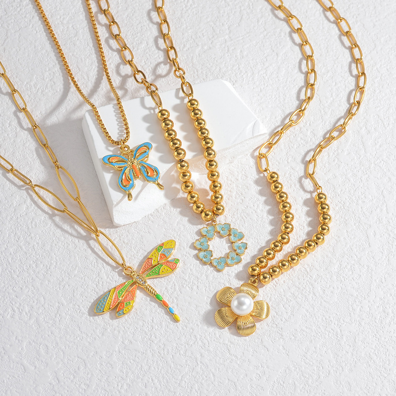 Collier avec pendentif en acier inoxydable plaqué or 18 carats pour femme, série simple, motif animal mignon Image2