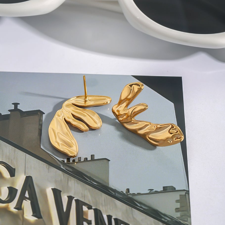 1 Pair Retro Stainless Steel Gold Color Leaves Shape Women's Stud Earrings Picture6