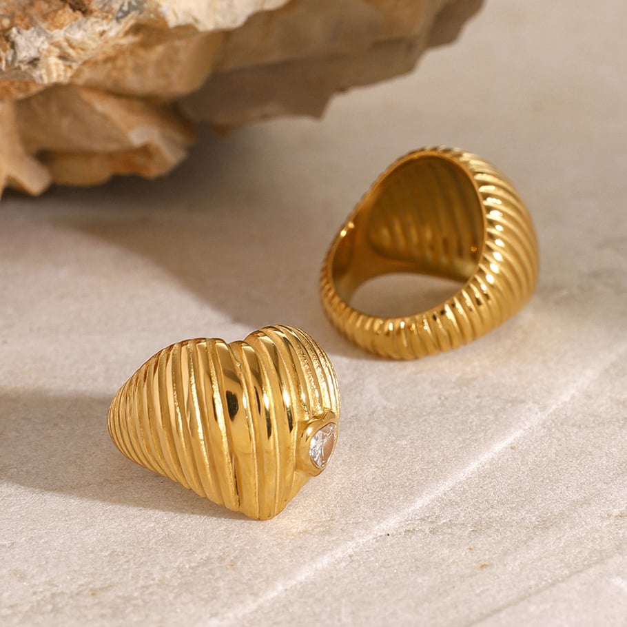 1 Piece Classic Retro Style Conch Shape Stainless Steel 18K Gold Inlay Zircons Women's Single Ring Picture3