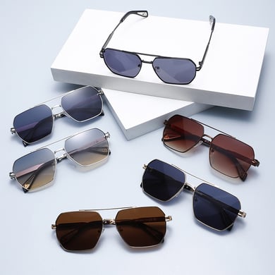 1 Pair of Retro Square - frame Metal Women's Sunglasses h5 Picture11