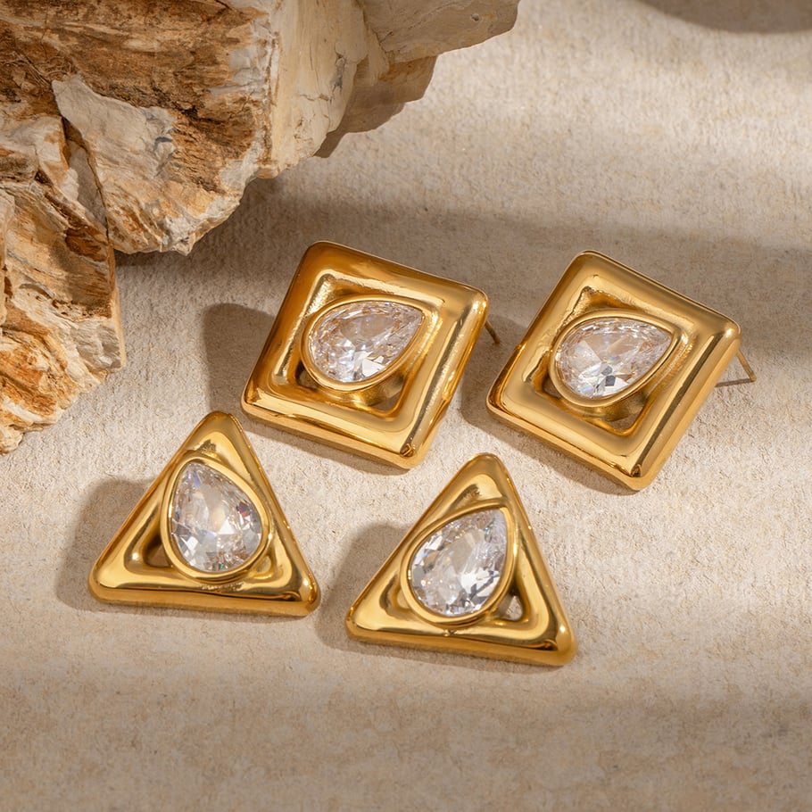 1 Pair Simple Retro Style Square Shape Stainless Steel 18K Gold Plated Inlay White Zircon Women's Stud Earrings Picture4