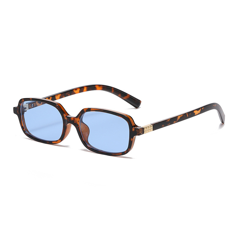 1 Piece Simple Series Retro Solid Color Plastic Women's Sunglasses Picture5