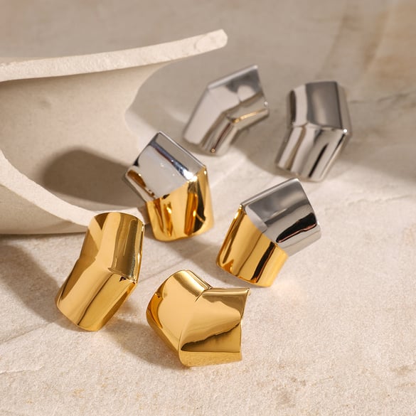 1 paire de boucles d&#39;oreilles à tige géométriques en acier titane plaqué or 18 carats pour femme, série Simple 2