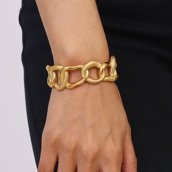 1 paio di braccialetti Jie Ding in acciaio inossidabile color oro da donna, braccialetti aperti di alta qualità in acciaio al titanio, gioielli da mano, braccialetti transfrontalieri 2