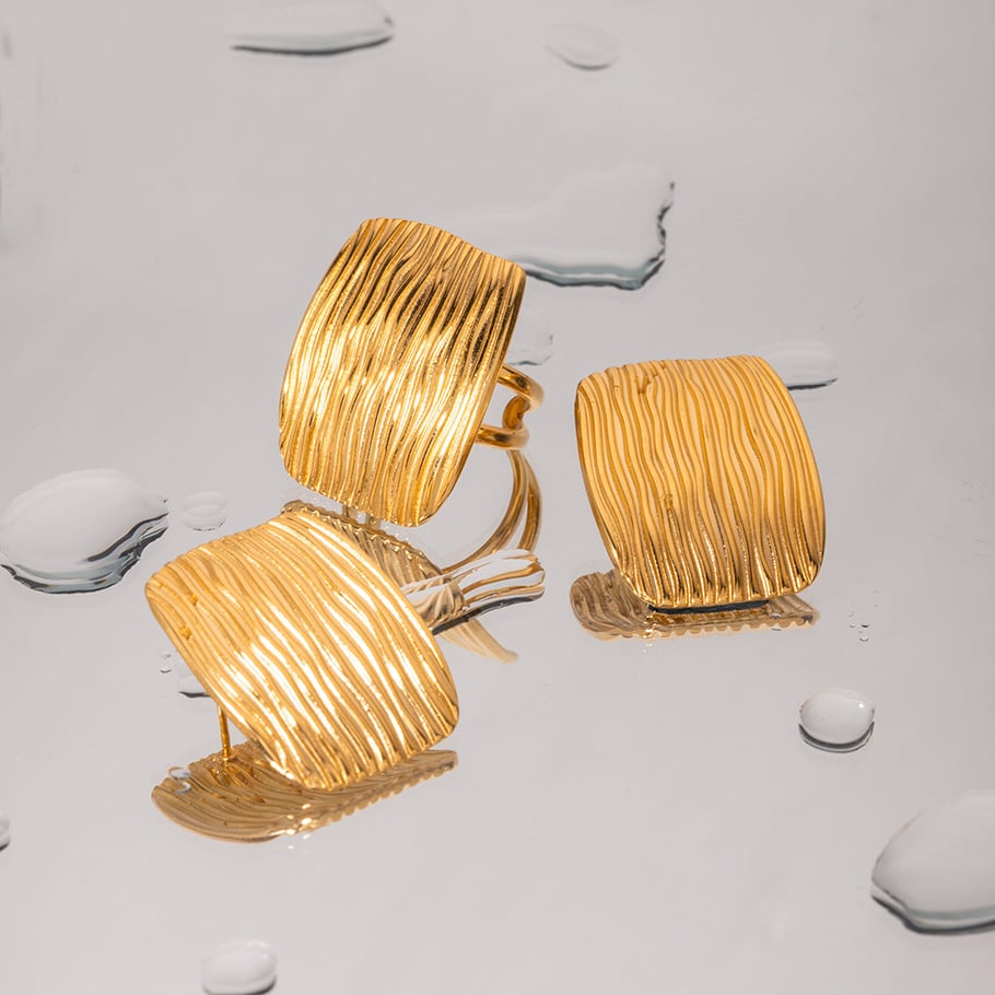 1 Pair Simple Series Europe and America quadrilateral Stainless Steel 18K Gold Plated Women Single Rings Picture5