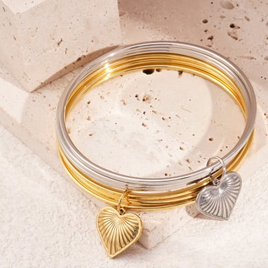 1 Piece Versatile Series Intricate Heart Stainless Steel Gold Color Women's Bangles h5 Picture5
